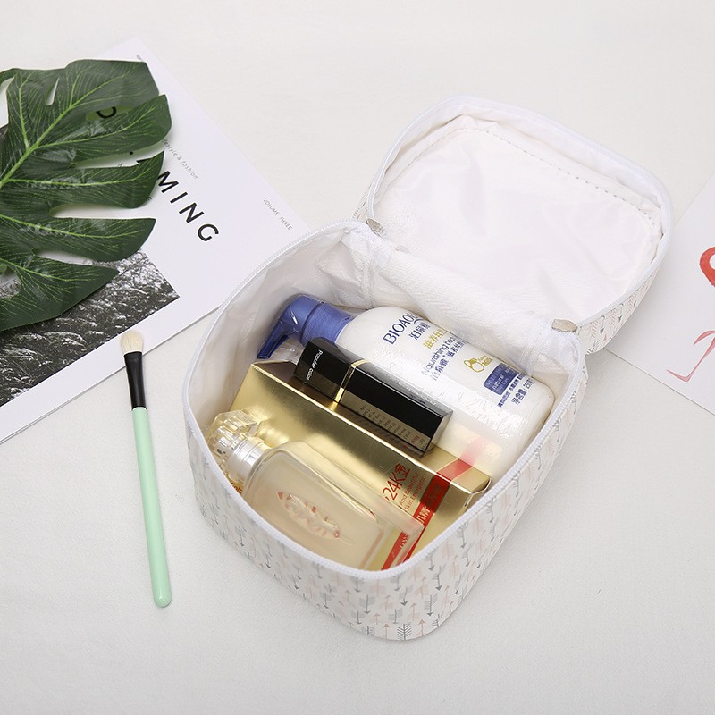 Pu Print Portable Cosmetic Bag Polka Dot Wash
