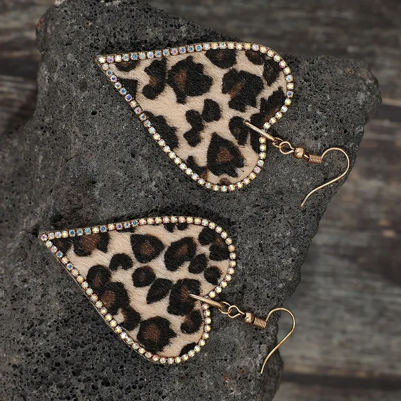 New Retro Style Valentine's Day Leopard Diamond Love Heart Earrings