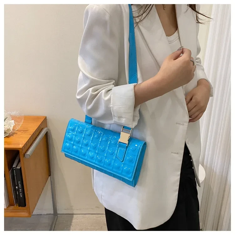 Multi-Color Crossbody Fashion Diamond Chain Small Square Bag