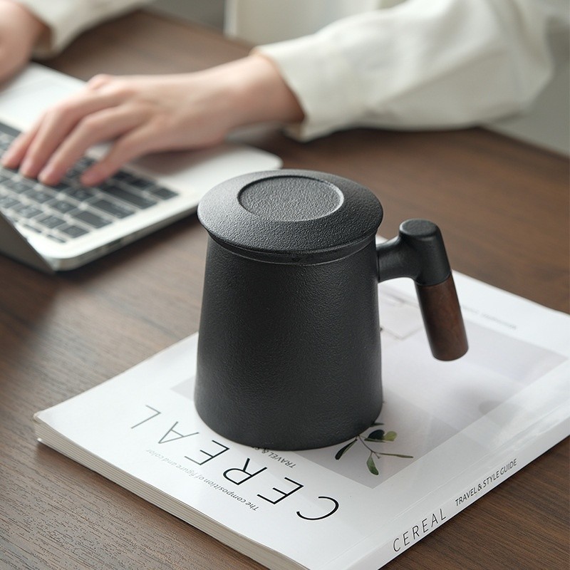 Ceramic Tea Water Separation Tea Cup Mug With Lid