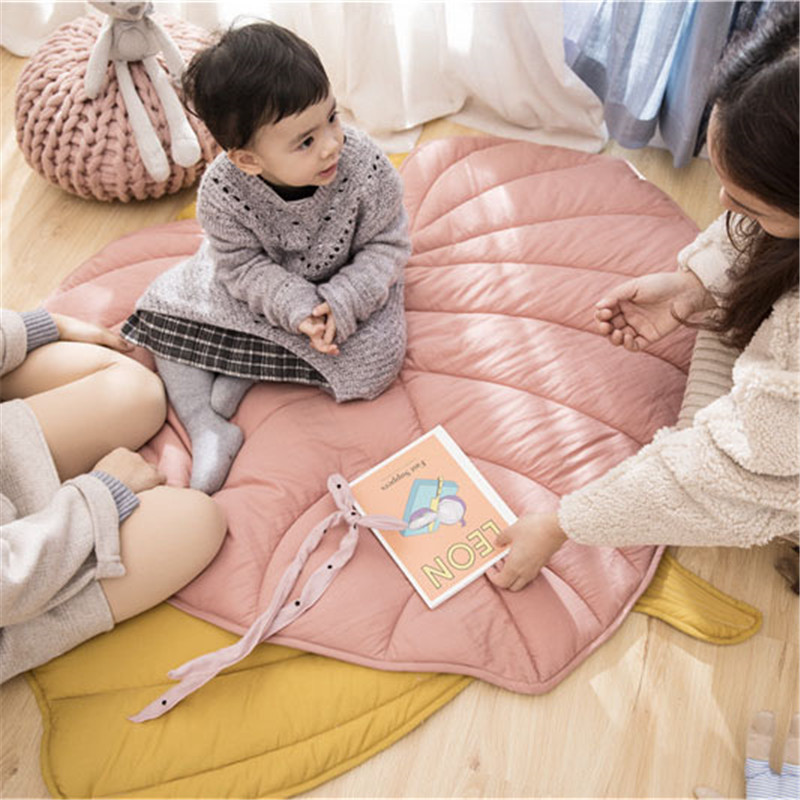 New Product Multifunctional Leaf Shaped Floor Mat Carpet Children'S Blanket
