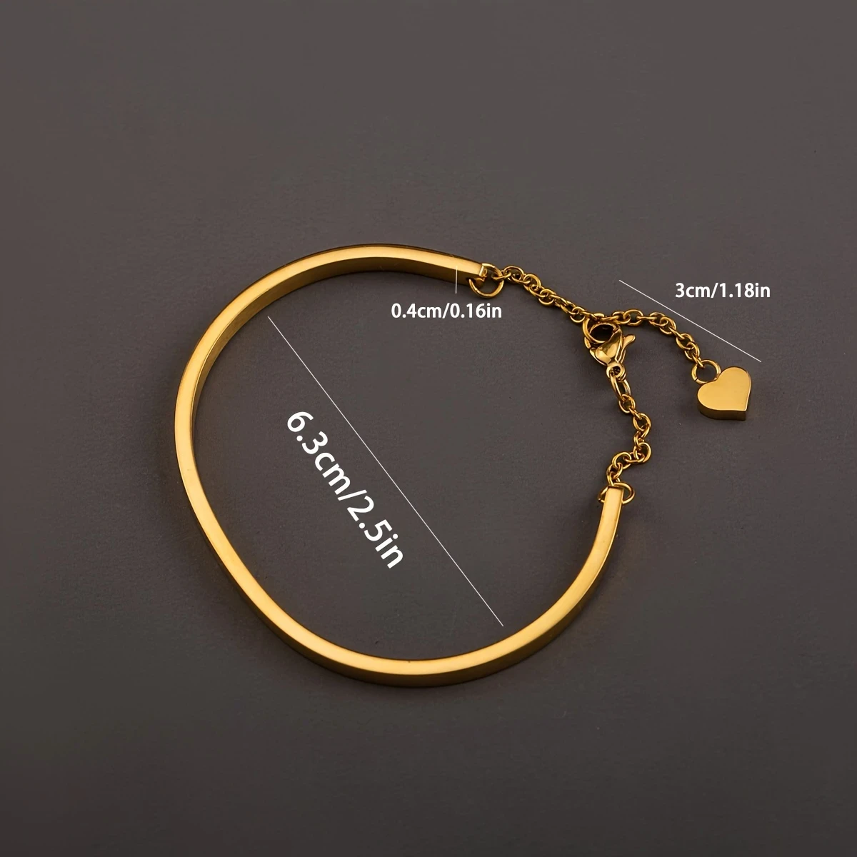 Golden-Plated Stainless Steel Heart Pendant Bracelet with Chain Extension Unisex Fashion Accessory for Men and Women, Perfect for Couples or Casual Attire