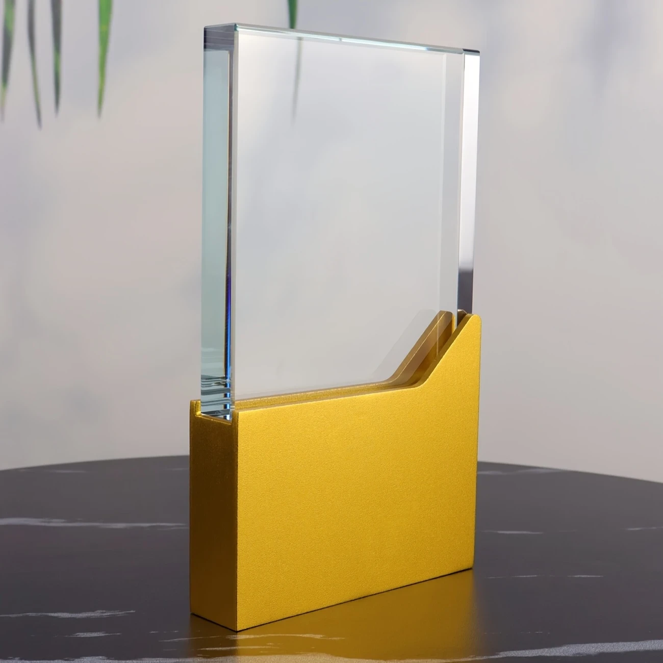 1pc Custom Crystal Glass Frame with Matte Metal Base Contemporary Rectangular Picture Frame for Office & Home Decor, Ideal for Pet Memorials, Weddings, Graduations, Valentines Day, Mothers Day, Thanksgiving, Teachers Day, Fathers Day Gifts, Pet Memo
