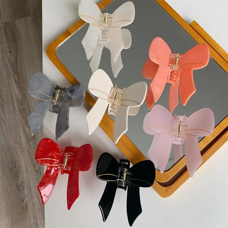 Butterfly Acetic Acid Clasp Sweet And Dazzling