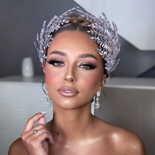 The New Headwear Rhinestone Headband Styling Ideas