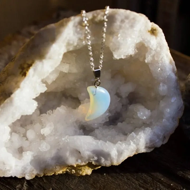 Natural Stone Moon Transparent Color Fashion Pendant Necklace Jewelry