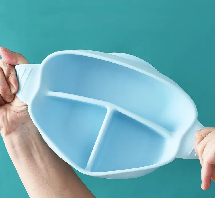 Large suction cup children's silicone plate