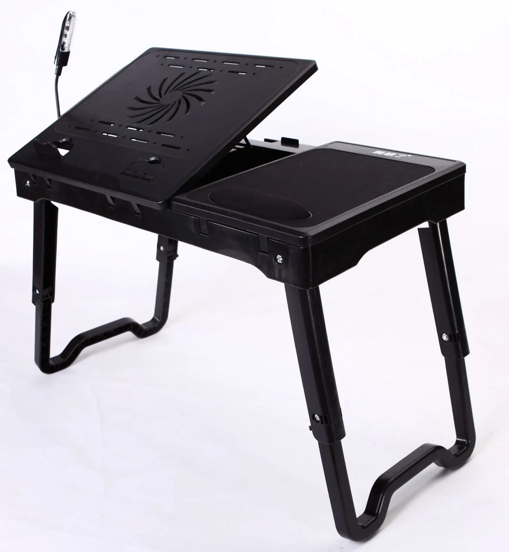 Collapsible computer desk