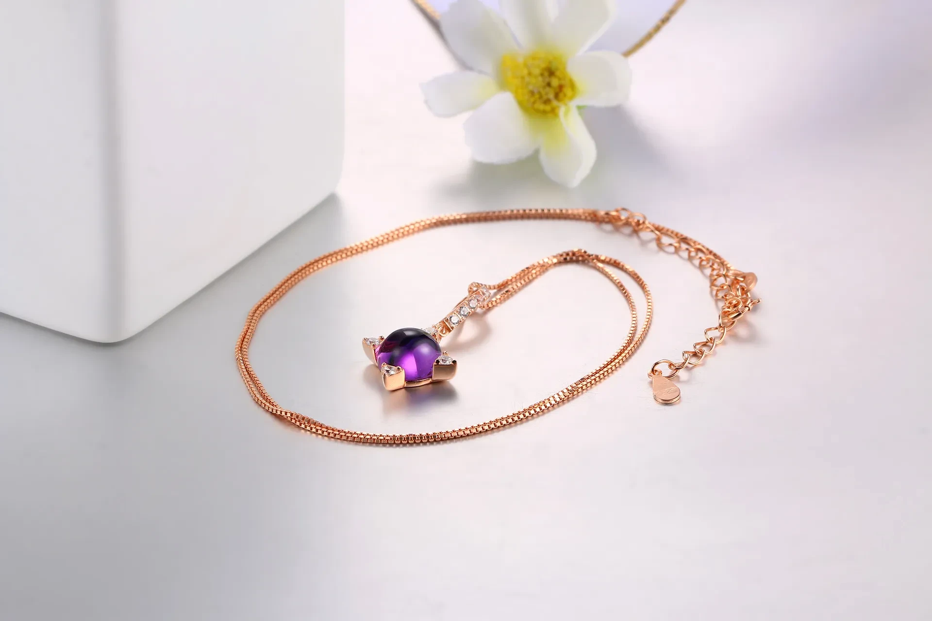 Inlaid with natural amethyst pendant