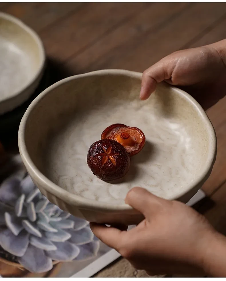 Creamy-white Ceramic Deep Plates Edge Protection Ceramic Soup Plate Bed Bowl