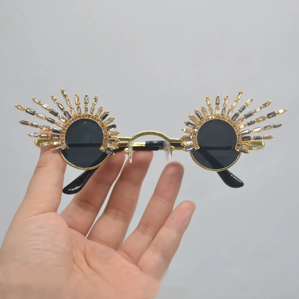 Retro Design Irregular Tassel Sunglasses