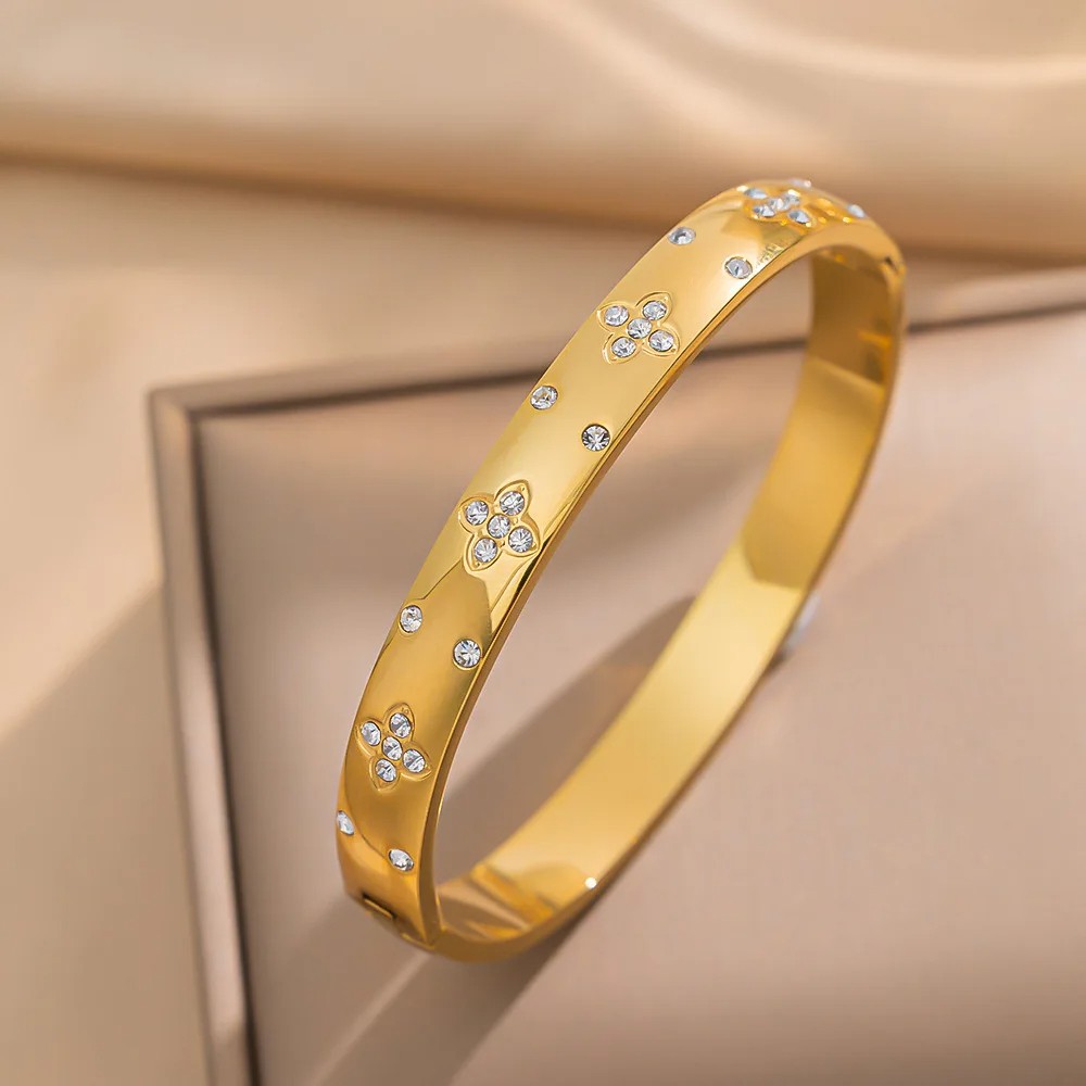 Stainless Steel Bangles Bracelet for Women Fashion Jewelry with Zirconia Flower Design