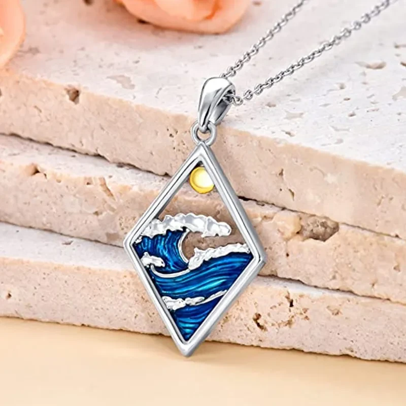 Fashion Sun Pendant Girl Necklace