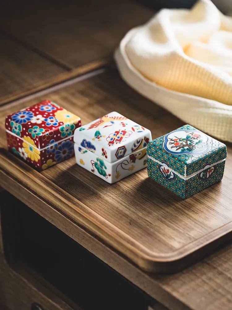 Japanese-style Dish Sashimi Snack Plate
