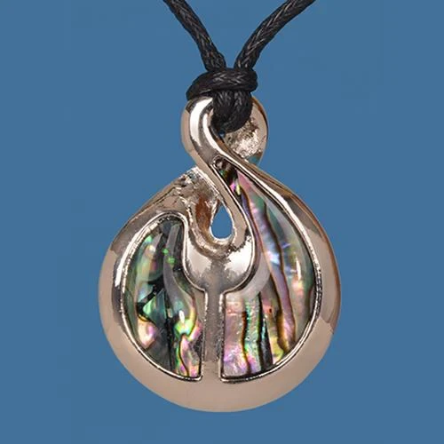Pua Twist Pendant