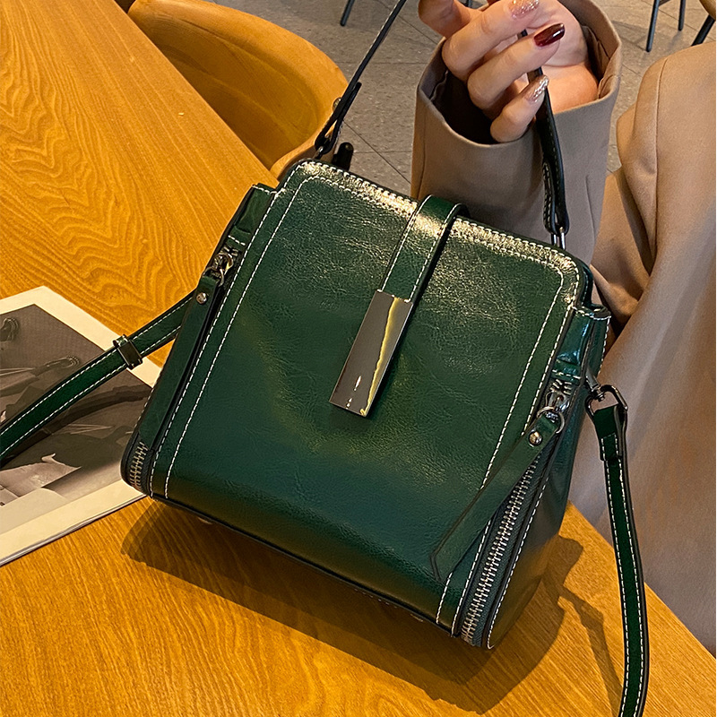 Genuine Leather Women's Fashion Portable Shoulder Commute Crossbody Bag