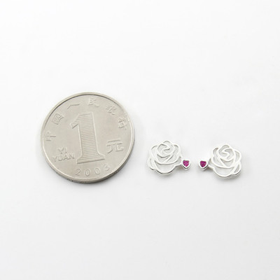 Openwork rose earrings