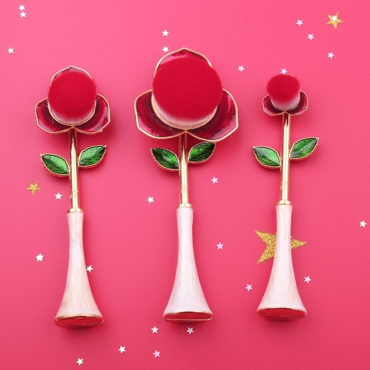 3 rose brushes