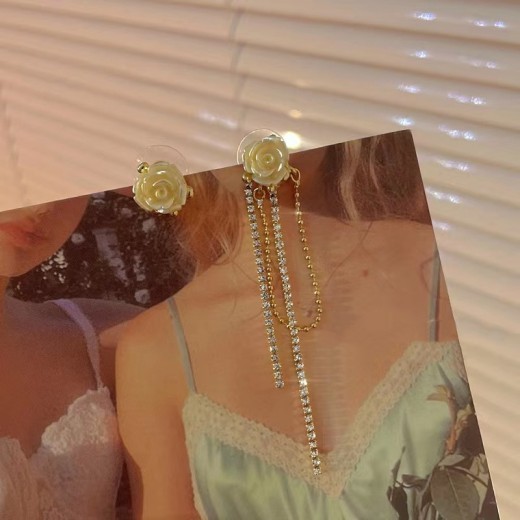 Fashion White Rose Blossom Earrings