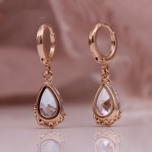 Rose gold pattern asymmetric earrings