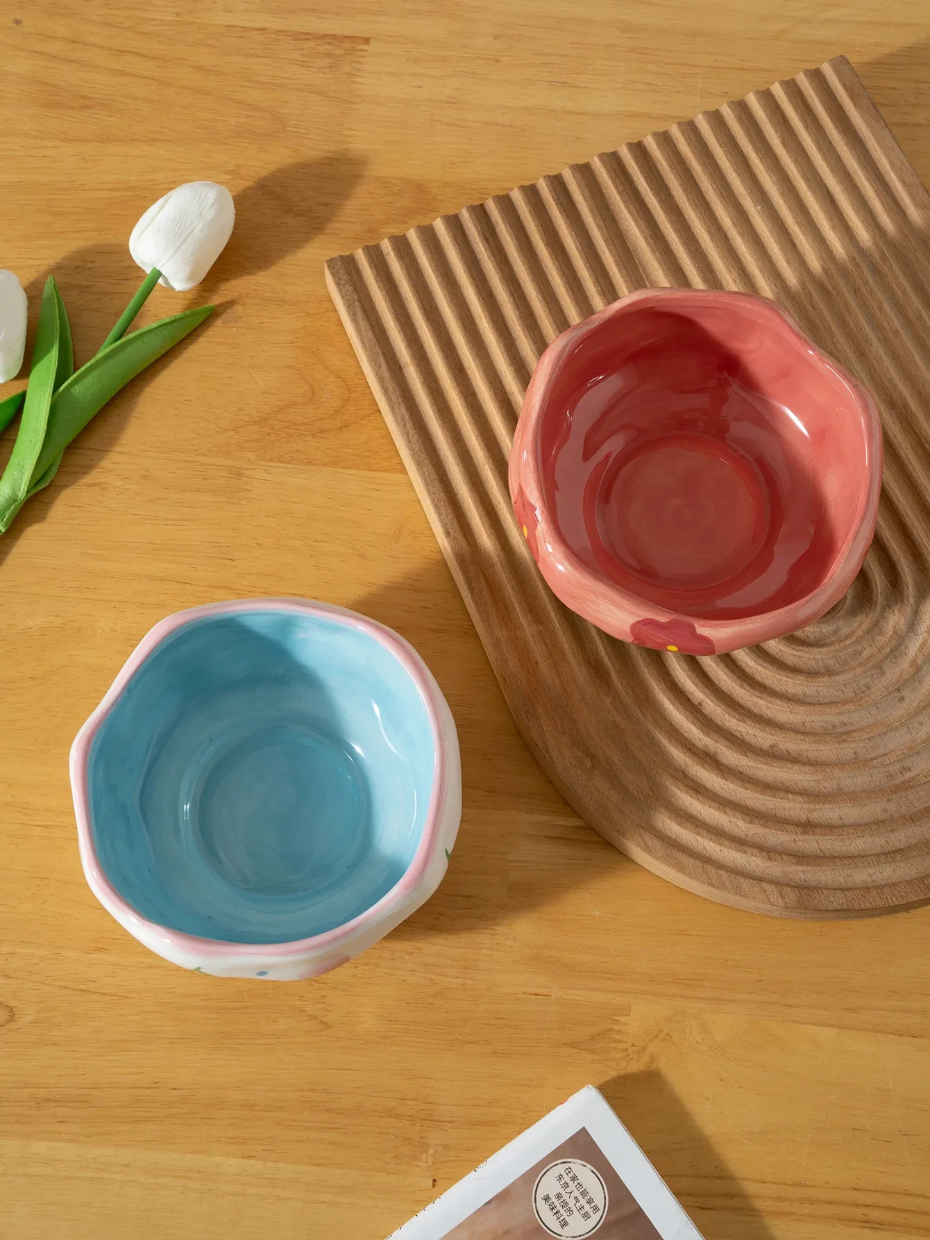 Irregular Hand Drawn Flowers Print Household Ceramic Bowl