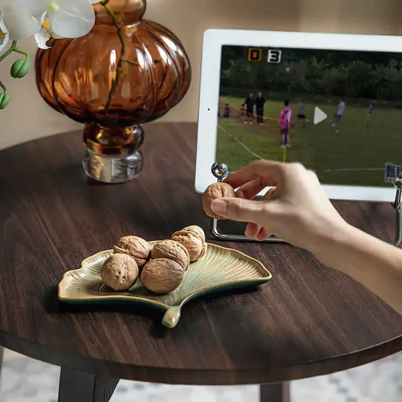 Stoneware 8-inch Ginkgo Leaf Fan-shaped Plate