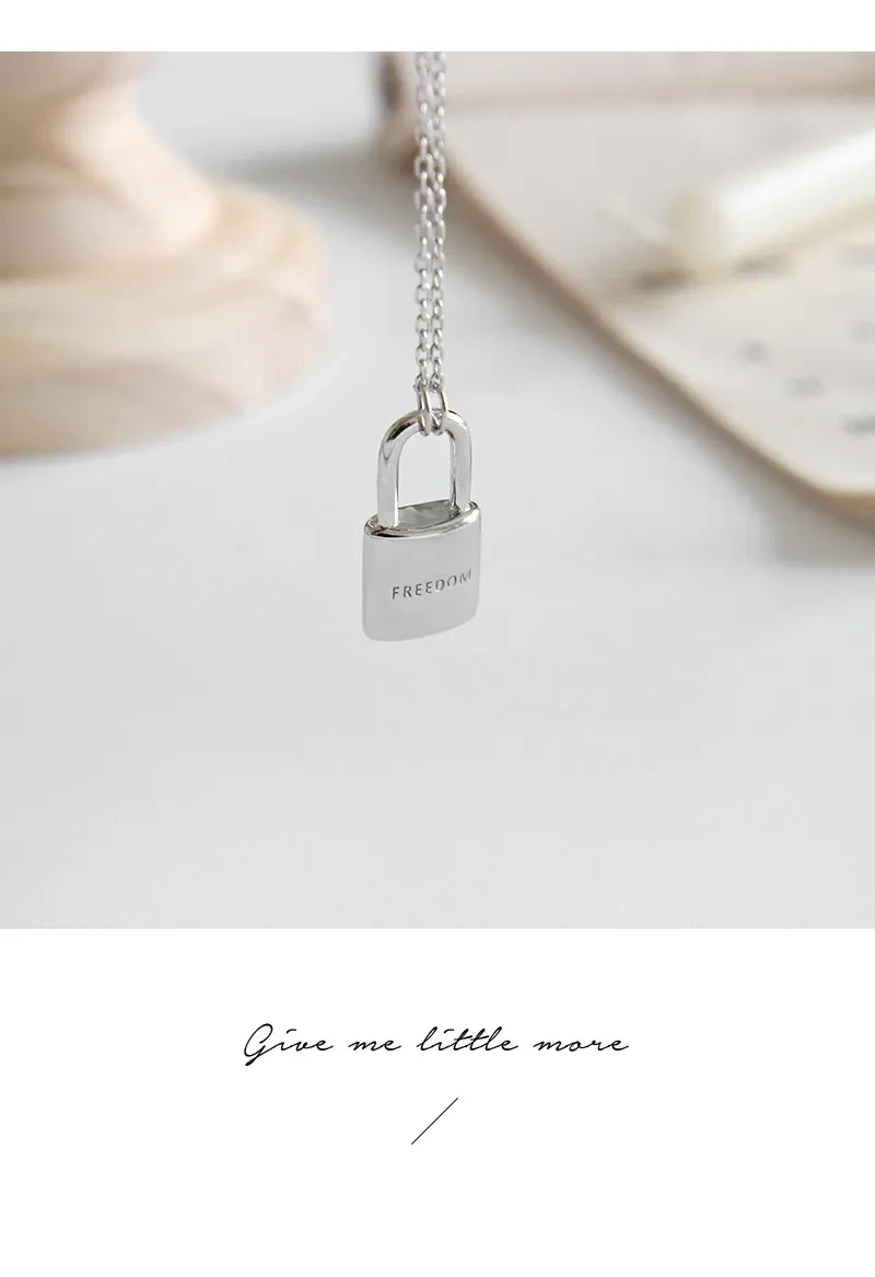 Love Lock Pendant Clavicle Necklace