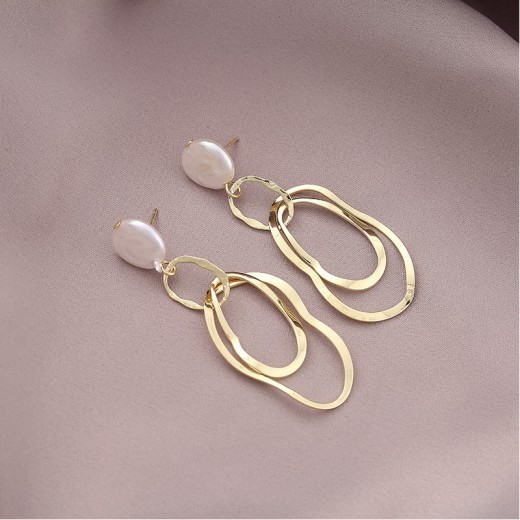 Long irregular geometric earrings