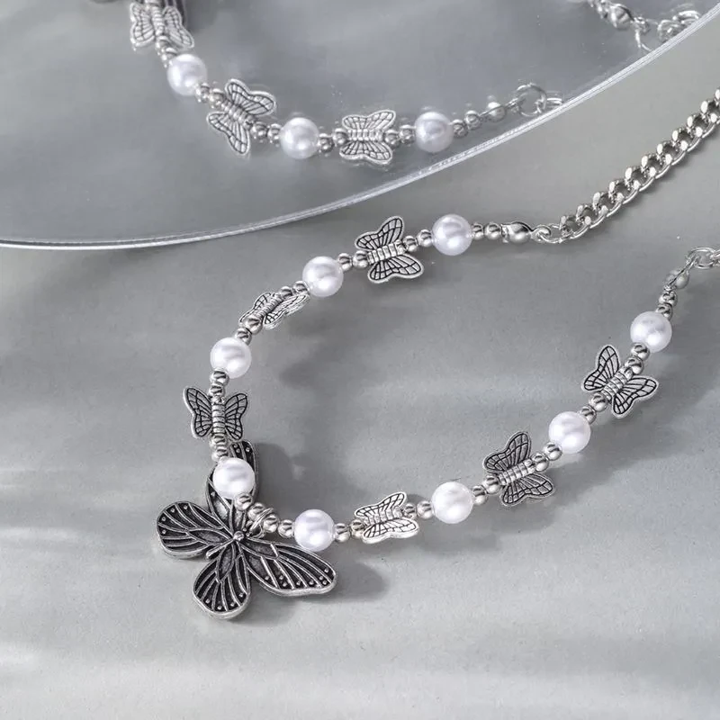 Girl Retro Butterfly Pendant Necklace