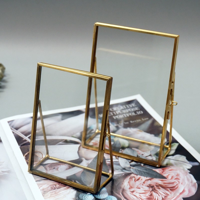 hinged photo frame
