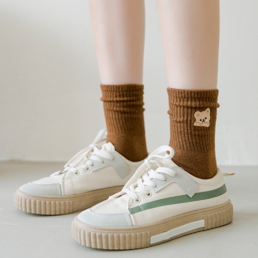 Women's Fashion Bear Embroidery Tube Socks