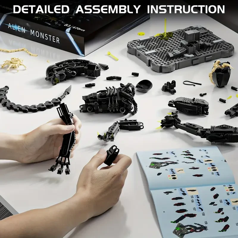 1pc Alien Xenomorph Mech Action Figure Building Kit