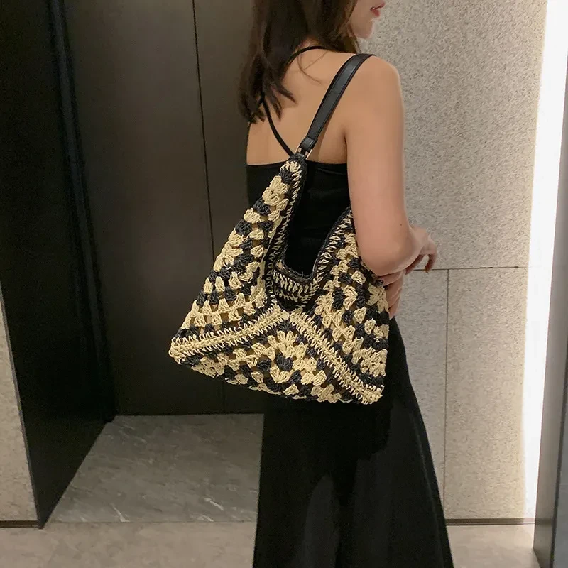 Women's Fashion Handmade Straw Woven Shoulder Bag