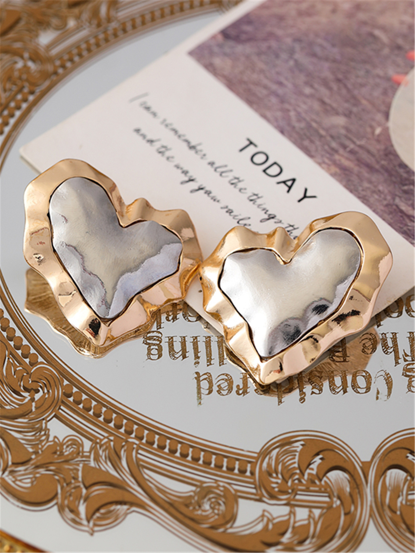 New European And American Fashion Love Color-block Ear Stud