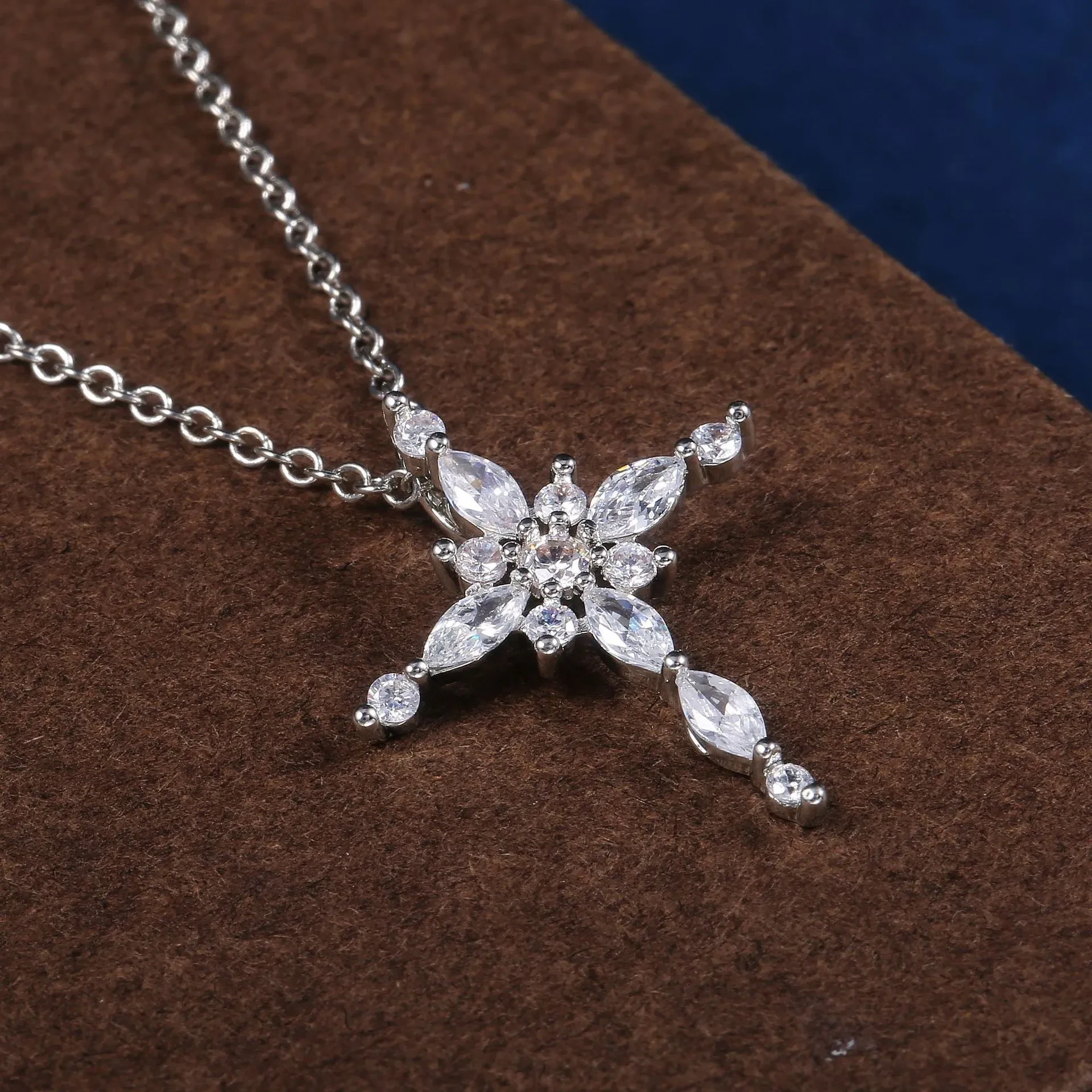Creative Cross Inlaid Zircon Ladies Pendant
