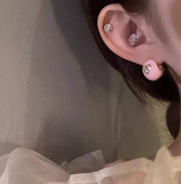 French Unique Elegant Love Ear Clip