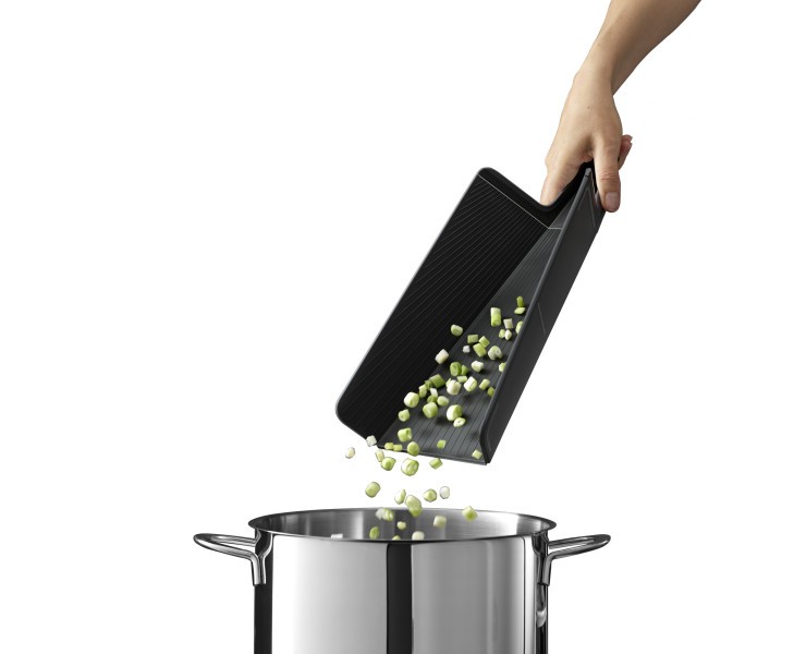 Chop2Pot Plus Large - Black - Joseph Joseph