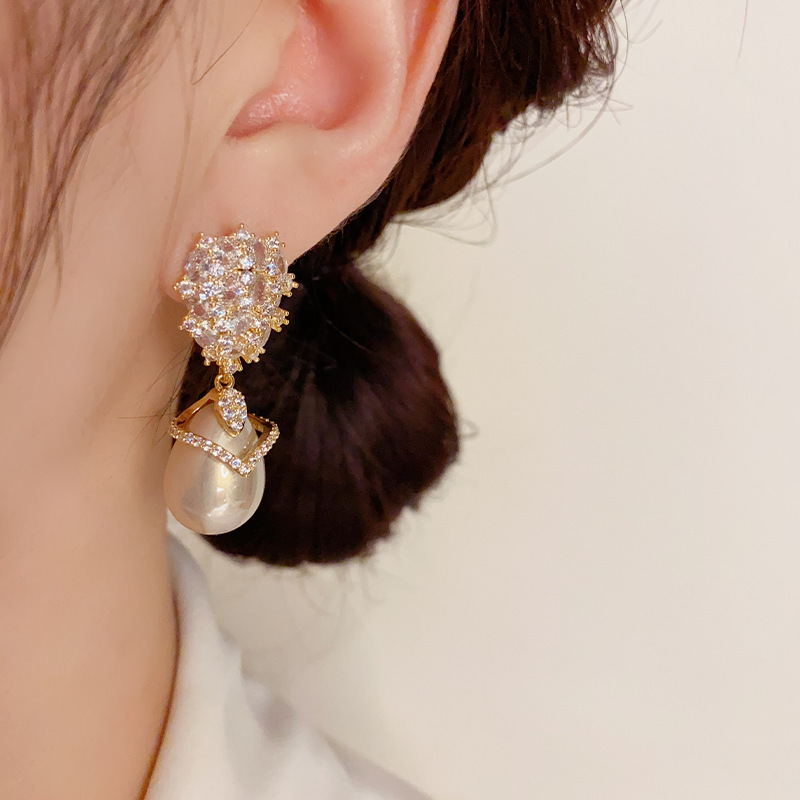 French Hong Kong Style Champagne Pearl Zircon Earrings Women