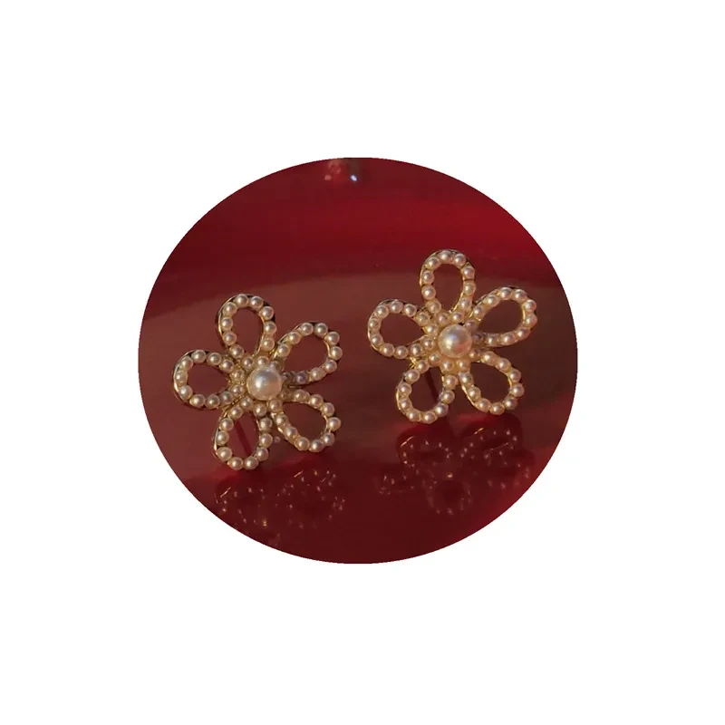 Silver Needle Pearl Flower Earrings Women's Simple