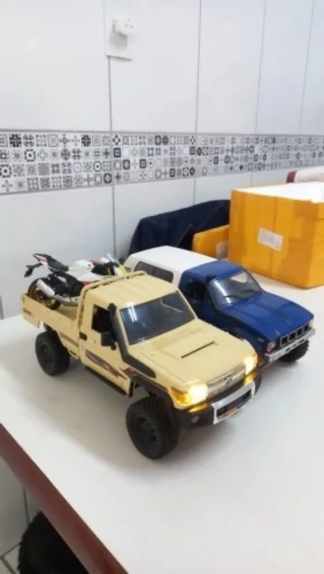 Full Scale RC Car MN82 1:12 2.4G 4WD Off-Road Crawler Pickup Truck
