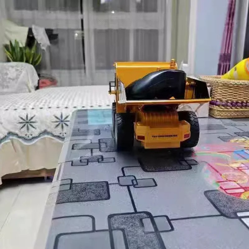 RC Series Huina 1533 Nine-Channel Remote Control Dump Truck