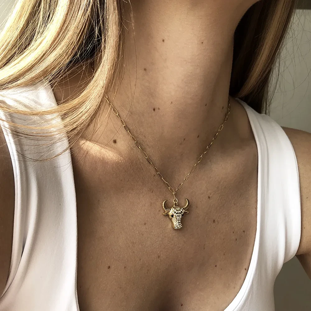 Bull Head Necklace Female Animal Diamond Hip Hop Trend Creative Clavicle Chain