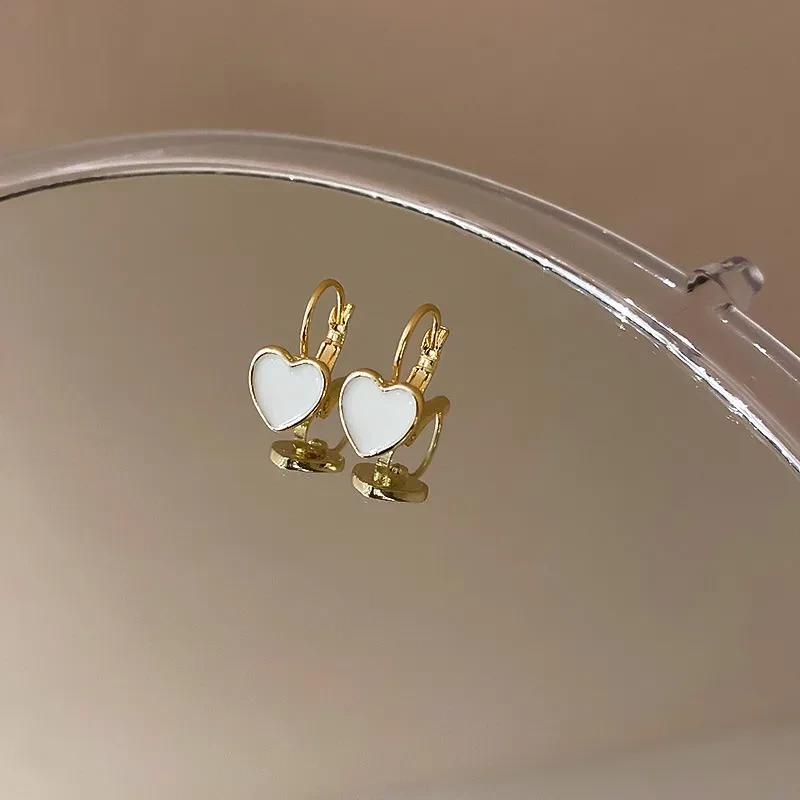 Drop Oil Love Ear Buckle Fashion Simple Earrings