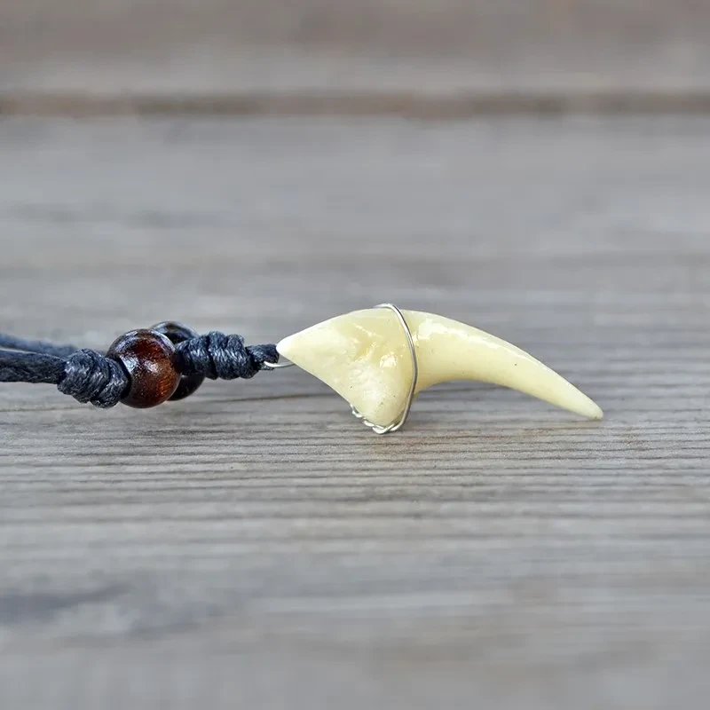 Men's Necklace Imitation Shark Tooth Pendant