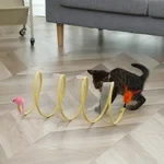 Folded cat tunnel