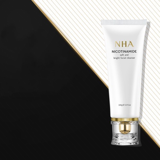 Nicotinamide Soft Transparent Foam Facial Cleanser Balance Water And Oil Not Tight Deep Cleansing