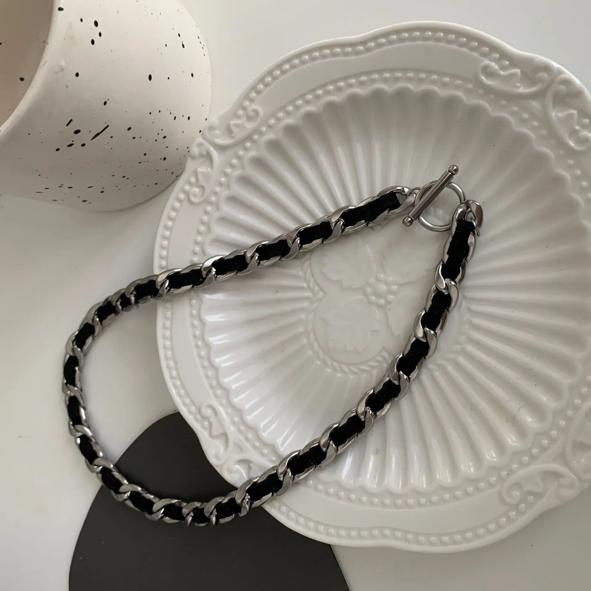 Temperament Cold Wind Simple Braided Thick Chain Necklace