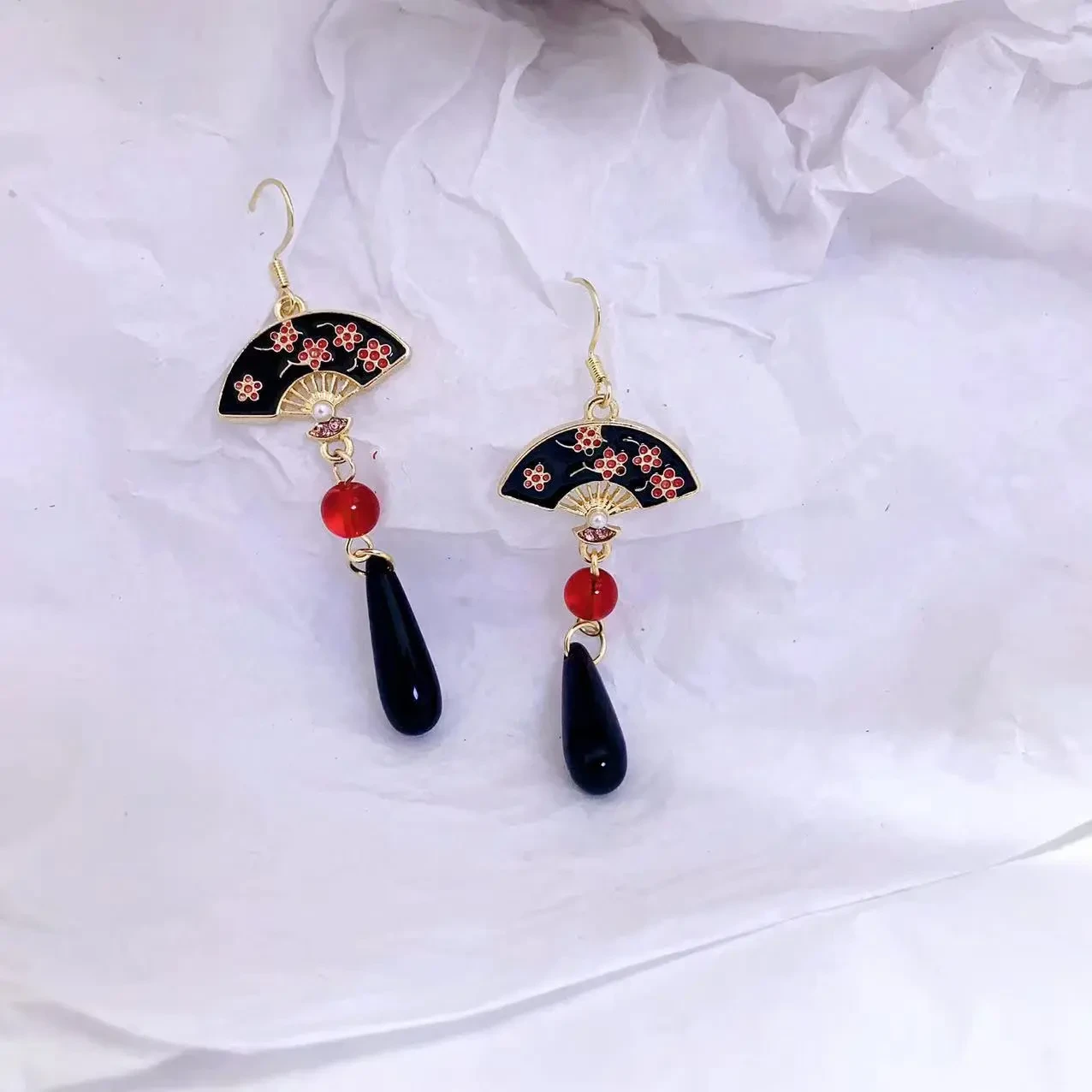 Chinese Style Retro Plum Blossom Scallop Earrings Women's New Chinese Style