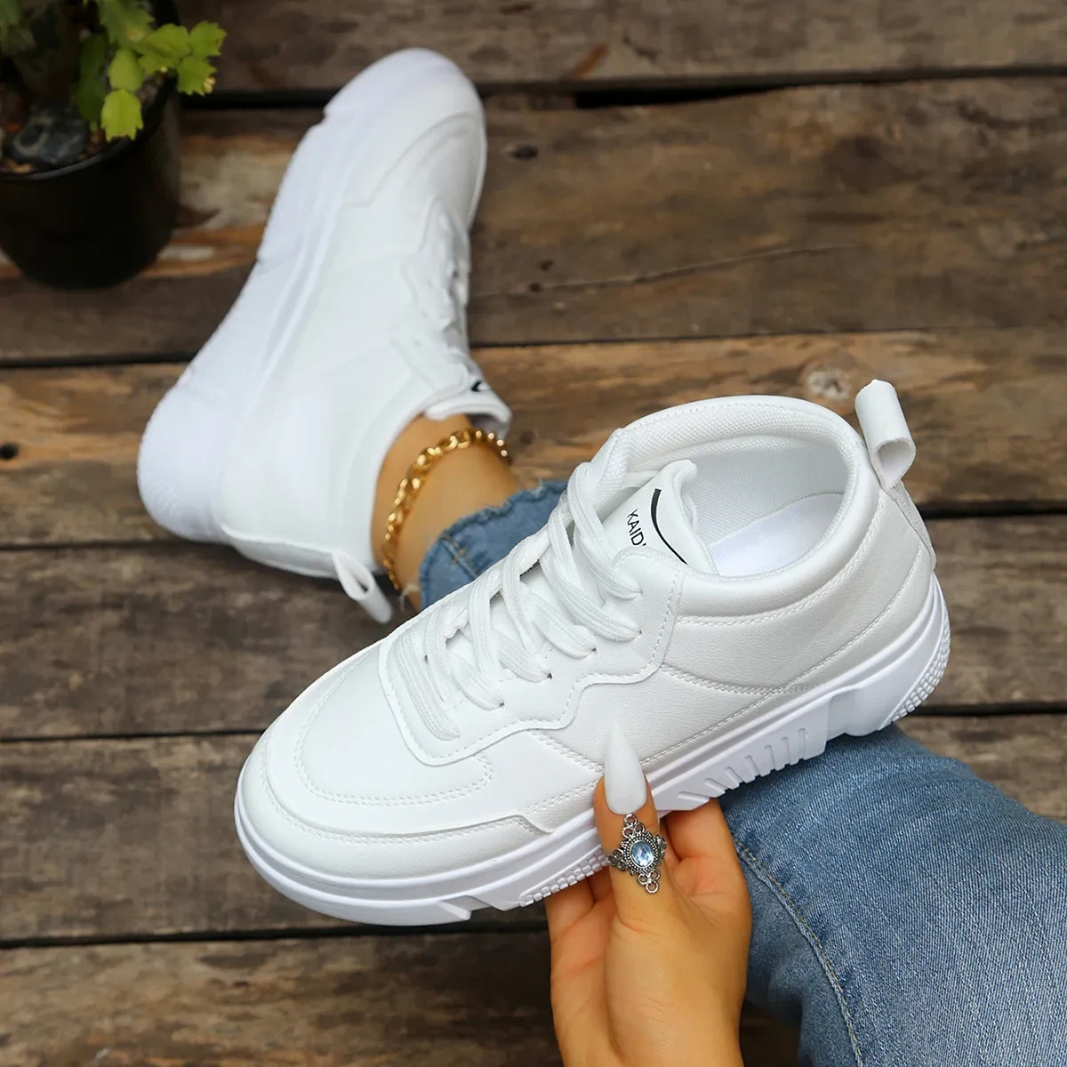 Cool Ladies Sneakers