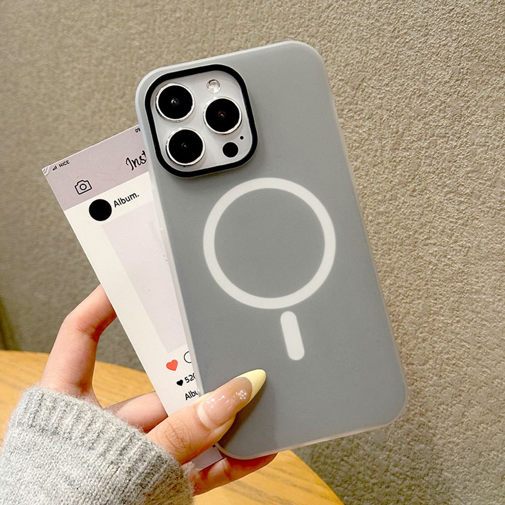 Fashion Personality Double-layer Magnetic Phone Case